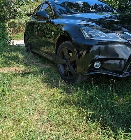 Черный Лексус ИС, объемом двигателя 2.23 л и пробегом 340 тыс. км за 9000 $, фото 5 на Automoto.ua