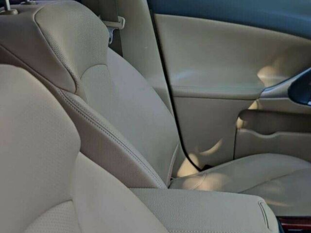 Чорний Лексус ІС, об'ємом двигуна 2.5 л та пробігом 208 тис. км за 9300 $, фото 8 на Automoto.ua