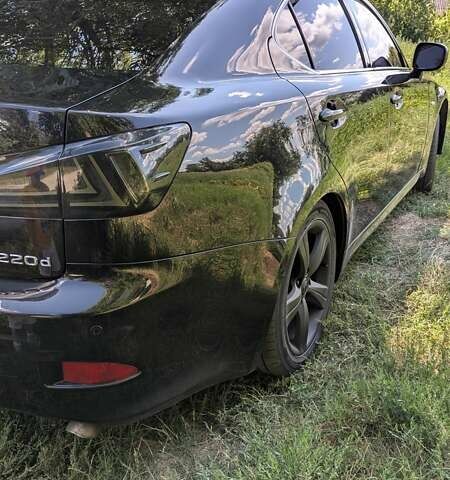 Черный Лексус ИС, объемом двигателя 2.23 л и пробегом 340 тыс. км за 9000 $, фото 6 на Automoto.ua