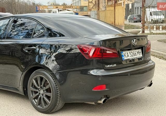 Чорний Лексус ІС, об'ємом двигуна 3 л та пробігом 212 тис. км за 9300 $, фото 7 на Automoto.ua