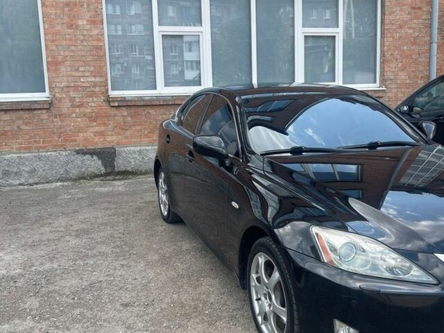 Чорний Лексус ІС, об'ємом двигуна 2.2 л та пробігом 365 тис. км за 5300 $, фото 3 на Automoto.ua