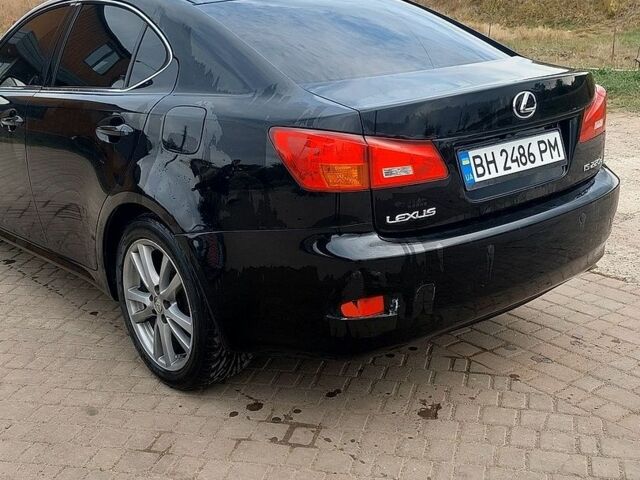 Чорний Лексус ІС, об'ємом двигуна 2.23 л та пробігом 365 тис. км за 8000 $, фото 2 на Automoto.ua