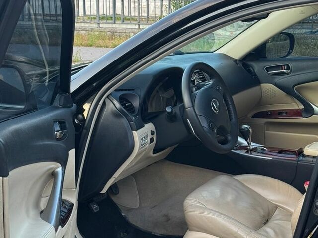 Чорний Лексус ІС, об'ємом двигуна 2.5 л та пробігом 226 тис. км за 8100 $, фото 19 на Automoto.ua
