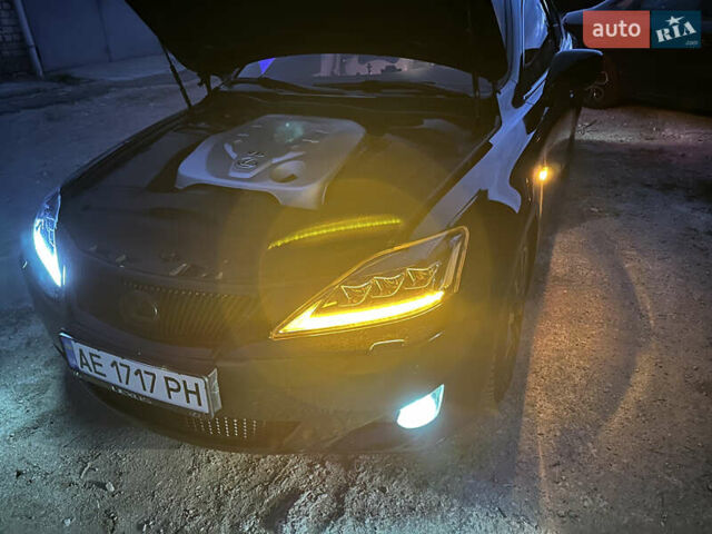 Черный Лексус ИС, объемом двигателя 3 л и пробегом 130 тыс. км за 8200 $, фото 18 на Automoto.ua