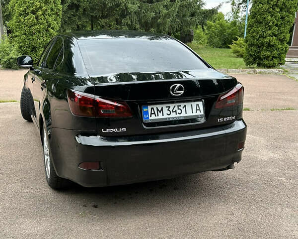 Черный Лексус ИС, объемом двигателя 2.23 л и пробегом 277 тыс. км за 8700 $, фото 5 на Automoto.ua