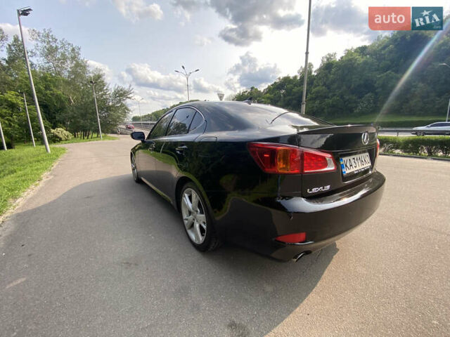 Черный Лексус ИС, объемом двигателя 2.5 л и пробегом 215 тыс. км за 11500 $, фото 4 на Automoto.ua