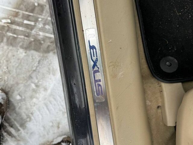 Чорний Лексус ІС, об'ємом двигуна 2.2 л та пробігом 238 тис. км за 5000 $, фото 6 на Automoto.ua