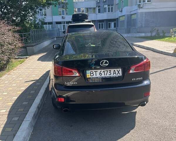 Чорний Лексус ІС, об'ємом двигуна 2.5 л та пробігом 230 тис. км за 9900 $, фото 1 на Automoto.ua