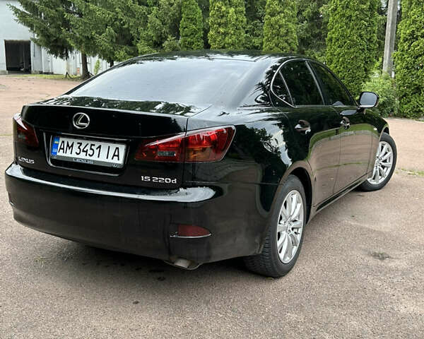 Черный Лексус ИС, объемом двигателя 2.23 л и пробегом 277 тыс. км за 8700 $, фото 4 на Automoto.ua