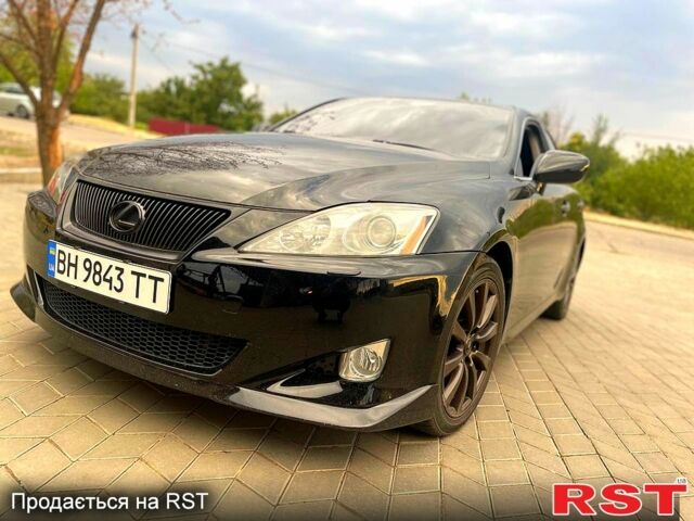 Черный Лексус ИС, объемом двигателя 2.5 л и пробегом 180 тыс. км за 8999 $, фото 5 на Automoto.ua