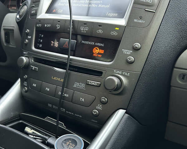 Черный Лексус ИС, объемом двигателя 2.23 л и пробегом 277 тыс. км за 8700 $, фото 18 на Automoto.ua