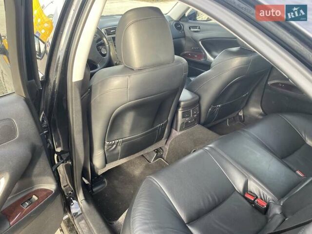 Чорний Лексус ІС, об'ємом двигуна 2.5 л та пробігом 153 тис. км за 9800 $, фото 13 на Automoto.ua