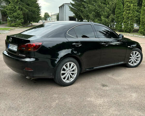 Черный Лексус ИС, объемом двигателя 2.23 л и пробегом 277 тыс. км за 8700 $, фото 1 на Automoto.ua
