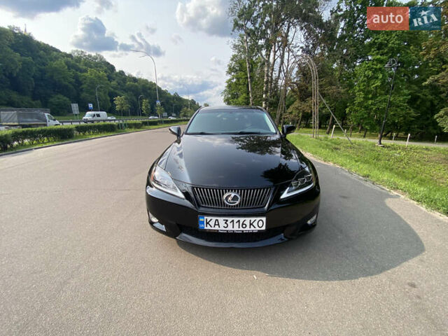 Черный Лексус ИС, объемом двигателя 2.5 л и пробегом 215 тыс. км за 11500 $, фото 6 на Automoto.ua
