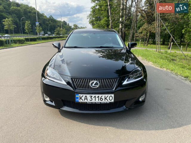 Черный Лексус ИС, объемом двигателя 2.5 л и пробегом 215 тыс. км за 11500 $, фото 12 на Automoto.ua