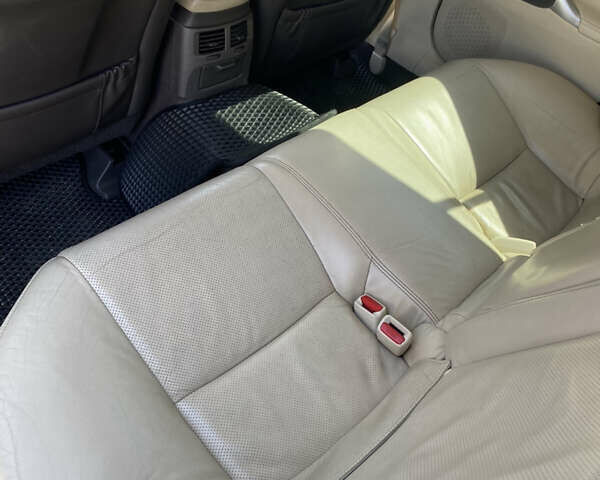 Черный Лексус ИС, объемом двигателя 2.23 л и пробегом 350 тыс. км за 9100 $, фото 12 на Automoto.ua