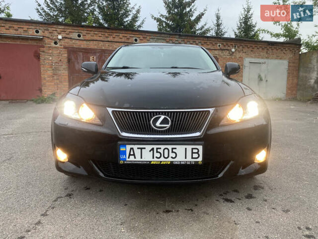 Черный Лексус ИС, объемом двигателя 2.23 л и пробегом 355 тыс. км за 9300 $, фото 1 на Automoto.ua