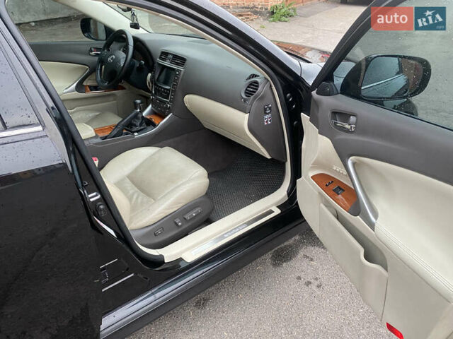 Черный Лексус ИС, объемом двигателя 2.23 л и пробегом 355 тыс. км за 9300 $, фото 33 на Automoto.ua