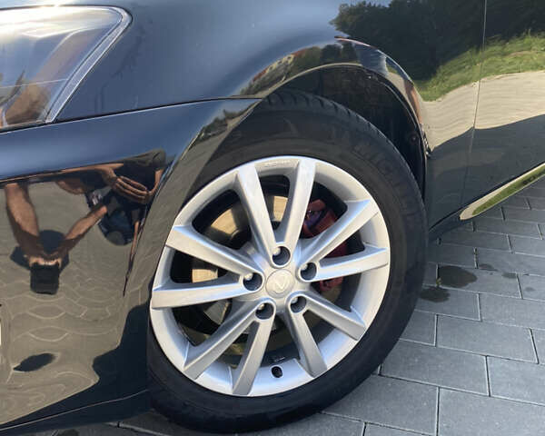 Черный Лексус ИС, объемом двигателя 2.23 л и пробегом 350 тыс. км за 9100 $, фото 6 на Automoto.ua