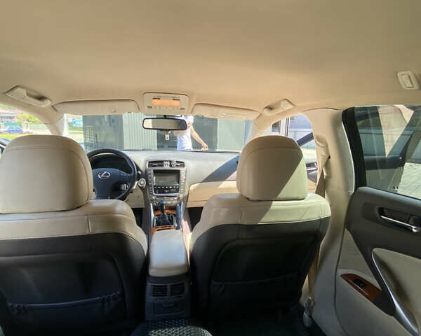 Черный Лексус ИС, объемом двигателя 2.23 л и пробегом 350 тыс. км за 9100 $, фото 13 на Automoto.ua