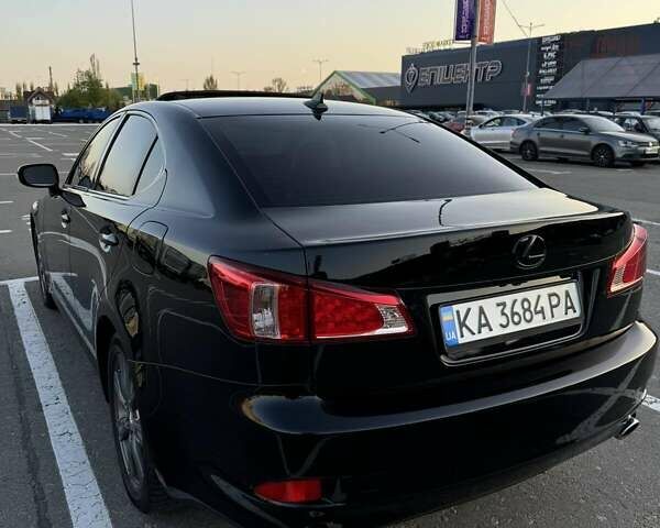 Чорний Лексус ІС, об'ємом двигуна 2.5 л та пробігом 340 тис. км за 10500 $, фото 2 на Automoto.ua