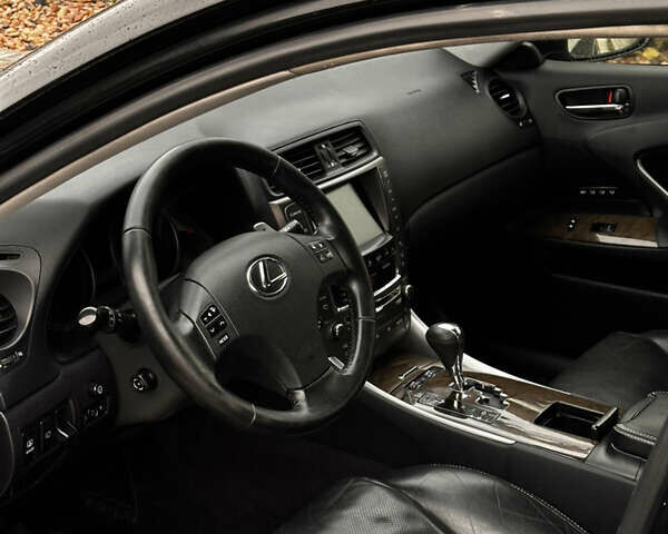 Чорний Лексус ІС, об'ємом двигуна 2.5 л та пробігом 199 тис. км за 7750 $, фото 20 на Automoto.ua