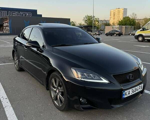 Чорний Лексус ІС, об'ємом двигуна 2.5 л та пробігом 340 тис. км за 10500 $, фото 1 на Automoto.ua