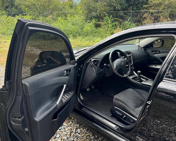 Черный Лексус ИС, объемом двигателя 2.23 л и пробегом 274 тыс. км за 9900 $, фото 15 на Automoto.ua