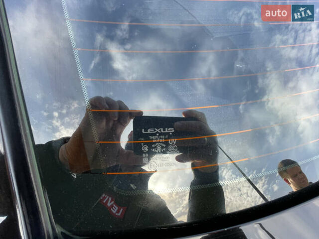 Чорний Лексус ІС, об'ємом двигуна 2.5 л та пробігом 204 тис. км за 11200 $, фото 1 на Automoto.ua