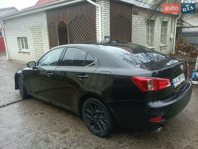 Черный Лексус ИС, объемом двигателя 2.5 л и пробегом 218 тыс. км за 13500 $, фото 6 на Automoto.ua
