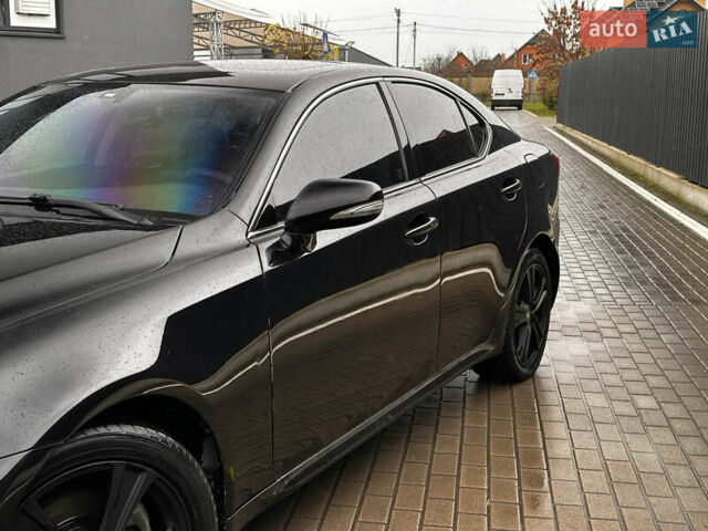 Чорний Лексус ІС, об'ємом двигуна 2.5 л та пробігом 199 тис. км за 7750 $, фото 4 на Automoto.ua