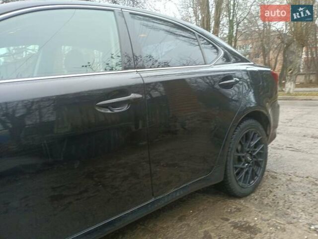 Черный Лексус ИС, объемом двигателя 2.5 л и пробегом 218 тыс. км за 13500 $, фото 4 на Automoto.ua