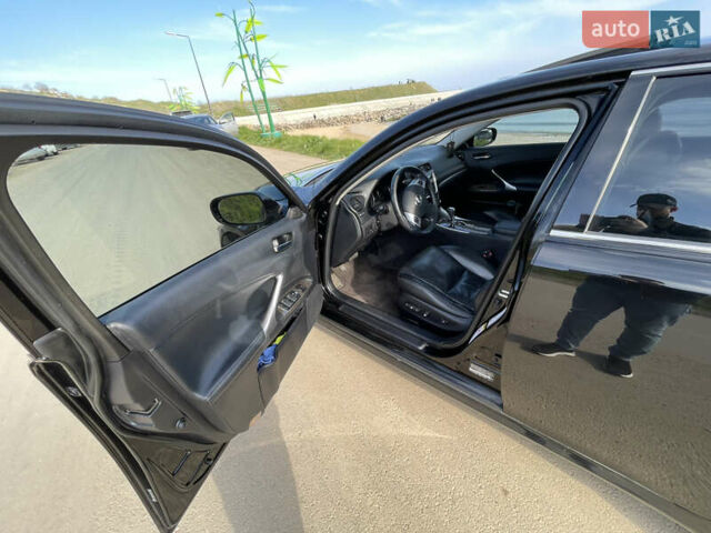 Чорний Лексус ІС, об'ємом двигуна 2.5 л та пробігом 204 тис. км за 11200 $, фото 14 на Automoto.ua