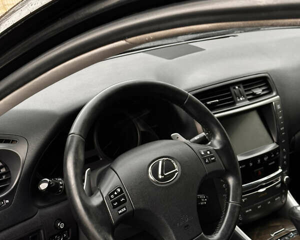 Чорний Лексус ІС, об'ємом двигуна 2.5 л та пробігом 199 тис. км за 7750 $, фото 22 на Automoto.ua