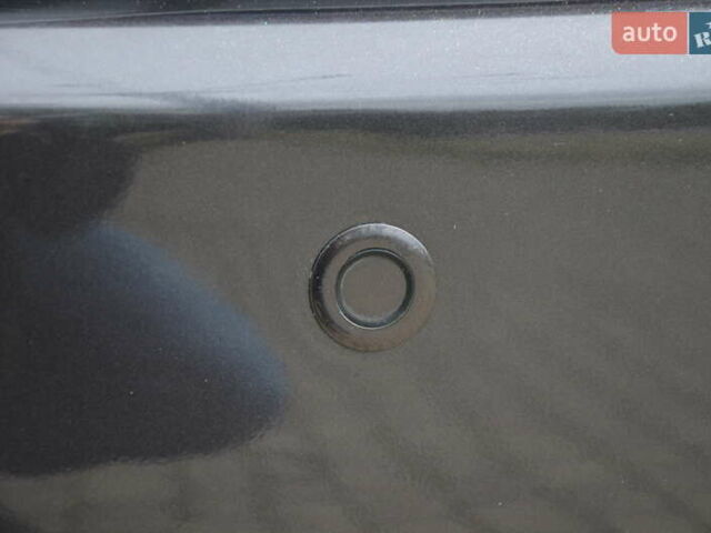 Черный Лексус ИС, объемом двигателя 2.5 л и пробегом 182 тыс. км за 10999 $, фото 36 на Automoto.ua