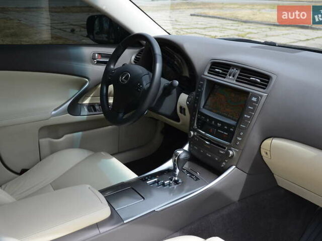 Черный Лексус ИС, объемом двигателя 2.5 л и пробегом 182 тыс. км за 10999 $, фото 54 на Automoto.ua