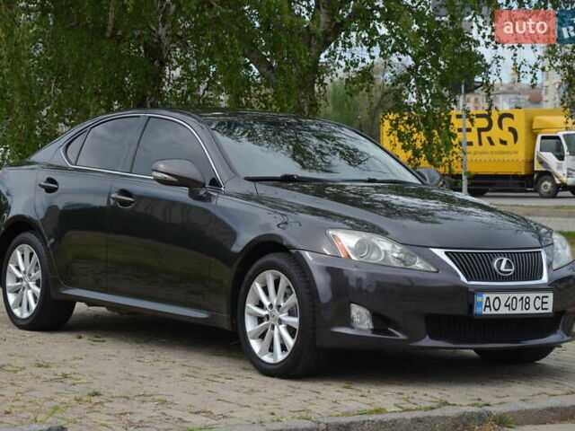 Черный Лексус ИС, объемом двигателя 2.5 л и пробегом 182 тыс. км за 10999 $, фото 23 на Automoto.ua