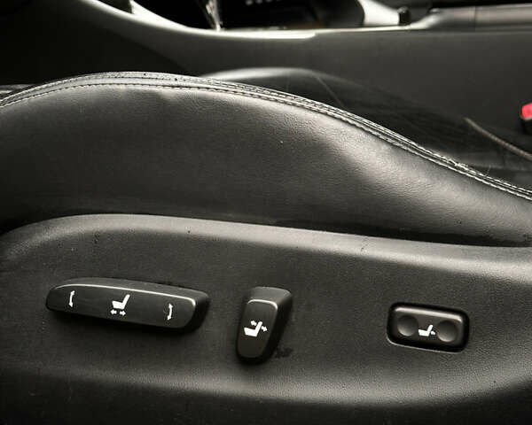 Чорний Лексус ІС, об'ємом двигуна 2.5 л та пробігом 199 тис. км за 7750 $, фото 32 на Automoto.ua