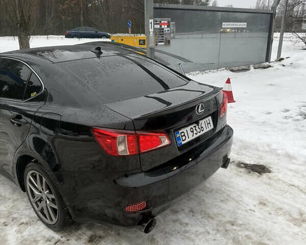 Черный Лексус ИС, объемом двигателя 2.5 л и пробегом 207 тыс. км за 11000 $, фото 6 на Automoto.ua