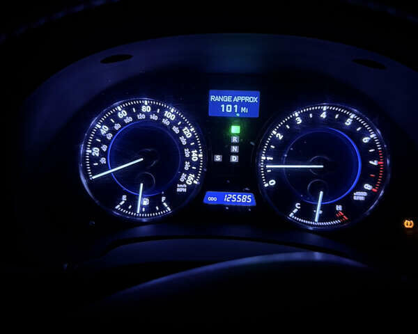 Черный Лексус ИС, объемом двигателя 2.5 л и пробегом 202 тыс. км за 12500 $, фото 18 на Automoto.ua