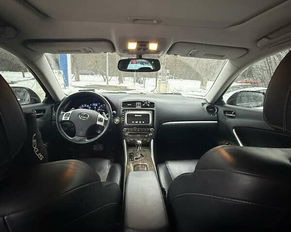 Черный Лексус ИС, объемом двигателя 2.5 л и пробегом 207 тыс. км за 11000 $, фото 27 на Automoto.ua