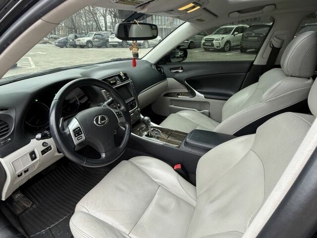 Чорний Лексус ІС, об'ємом двигуна 2.5 л та пробігом 170 тис. км за 12200 $, фото 5 на Automoto.ua