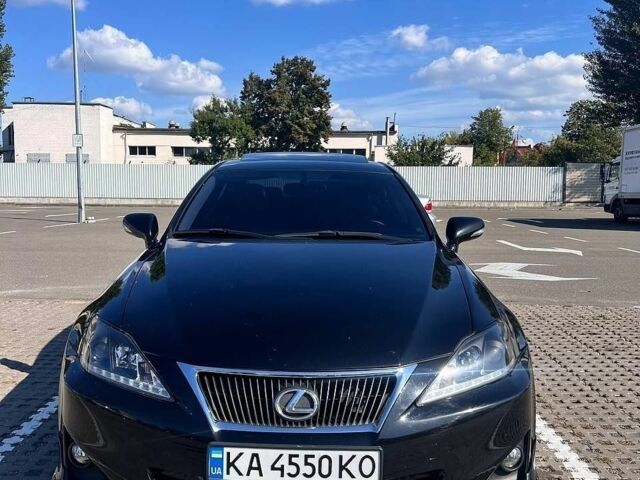 Черный Лексус ИС, объемом двигателя 2.5 л и пробегом 235 тыс. км за 10200 $, фото 2 на Automoto.ua