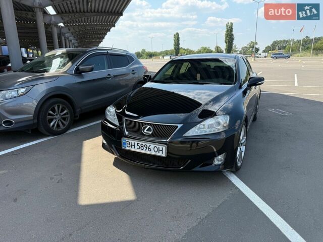 Черный Лексус ИС, объемом двигателя 2.5 л и пробегом 220 тыс. км за 11500 $, фото 21 на Automoto.ua