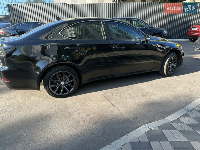 Черный Лексус ИС, объемом двигателя 2.5 л и пробегом 173 тыс. км за 12500 $, фото 8 на Automoto.ua