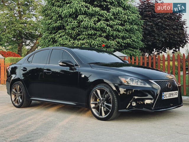 Черный Лексус ИС, объемом двигателя 2.5 л и пробегом 293 тыс. км за 11600 $, фото 4 на Automoto.ua