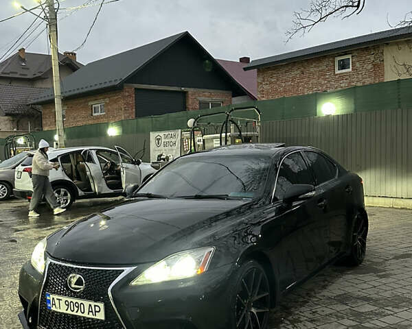 Чорний Лексус ІС, об'ємом двигуна 2.5 л та пробігом 240 тис. км за 12400 $, фото 2 на Automoto.ua