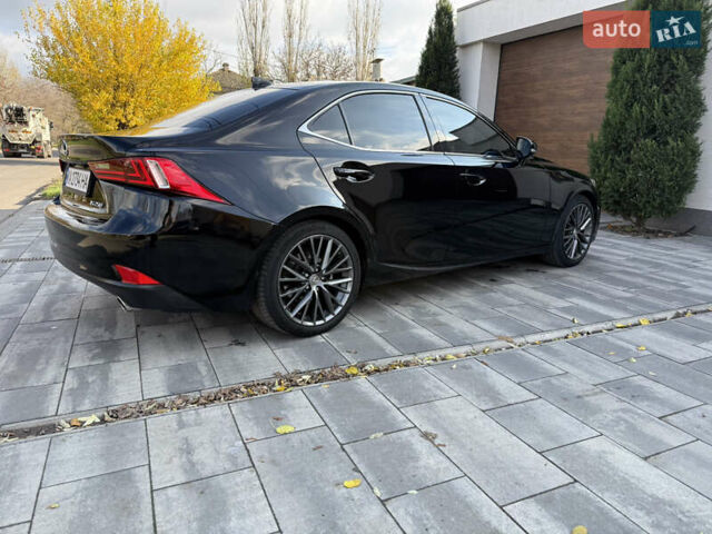 Черный Лексус ИС, объемом двигателя 2.5 л и пробегом 191 тыс. км за 15700 $, фото 2 на Automoto.ua
