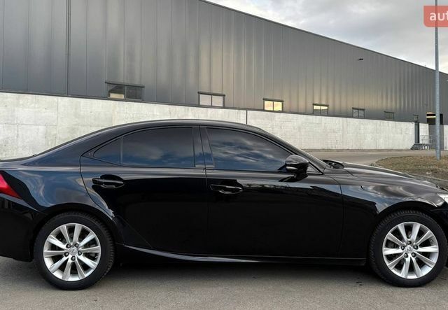 Чорний Лексус ІС, об'ємом двигуна 2.5 л та пробігом 135 тис. км за 16300 $, фото 7 на Automoto.ua