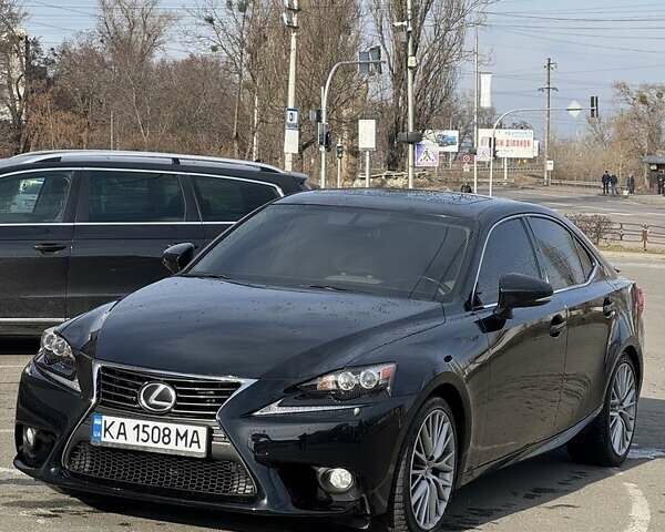 Черный Лексус ИС, объемом двигателя 2.5 л и пробегом 141 тыс. км за 16999 $, фото 1 на Automoto.ua